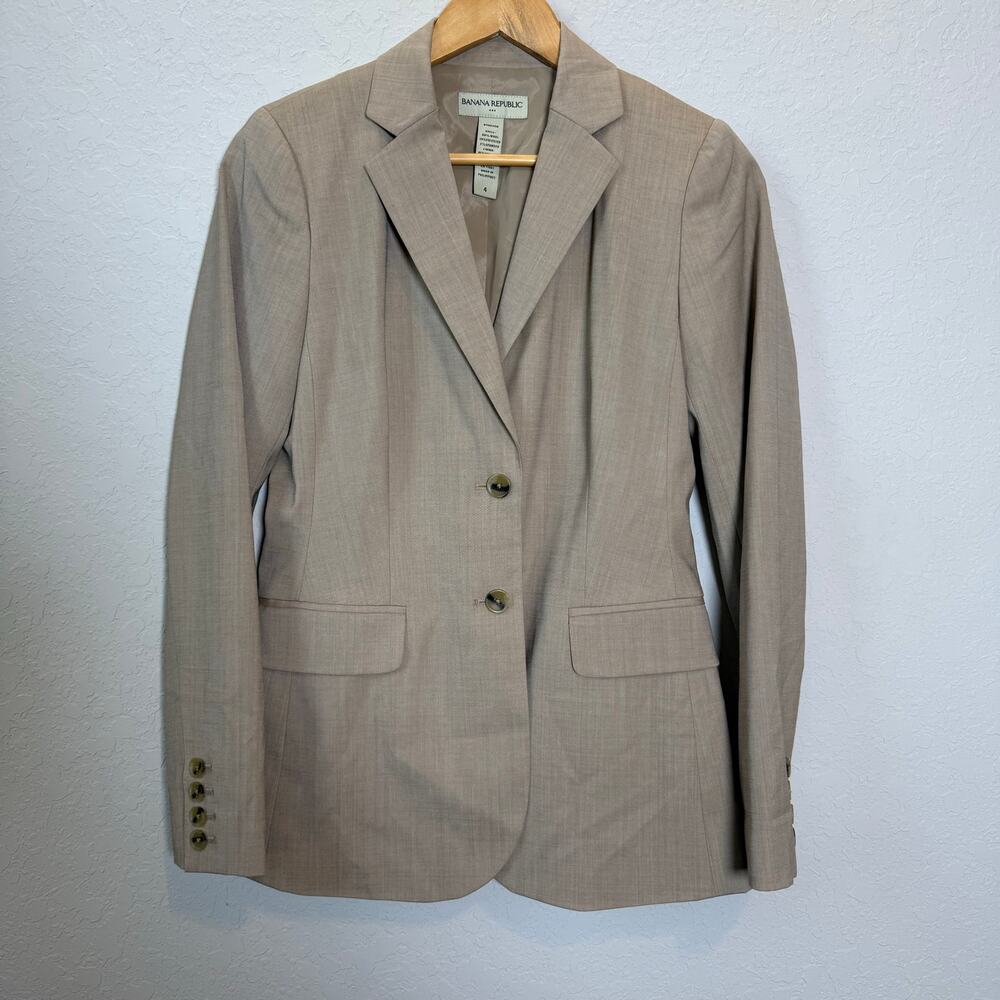 Banana Republic Women's Button Front Wool Blend Tan Blazer‎ Size 4